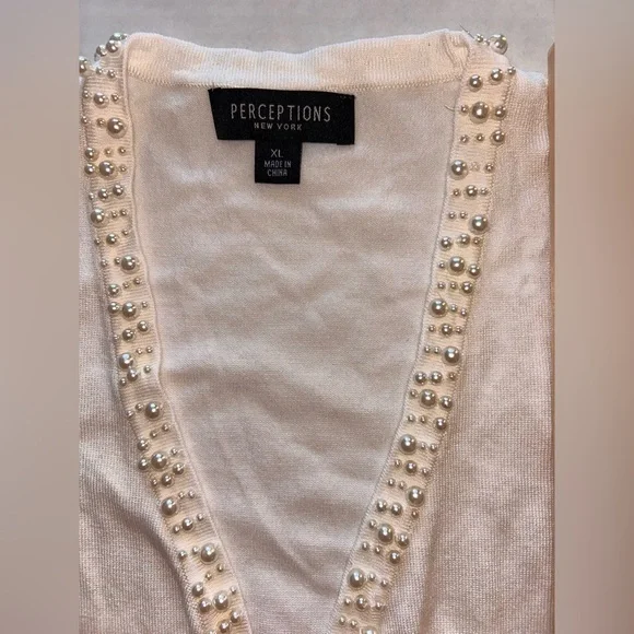 Perceptions Women's Pearl-Trim White Cardigan Shrug - Picture 4 of 5